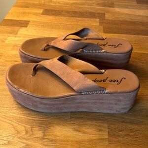 Free People brown platform flip flop sandals